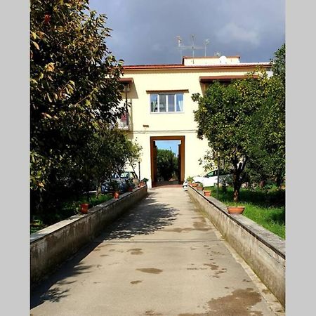 Appartamento In Villa Alle Falde Del Vesuvio Naples Luaran gambar