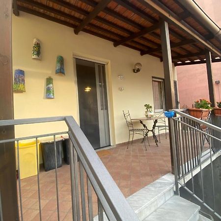 Appartamento In Villa Alle Falde Del Vesuvio Naples Luaran gambar
